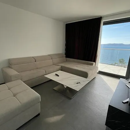Sea House 4* Brela