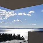 Sea House לינה וארוחת בוקר 4*