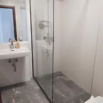 Sea House לינה וארוחת בוקר ברלה