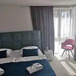 לינה וארוחת בוקר Sea House