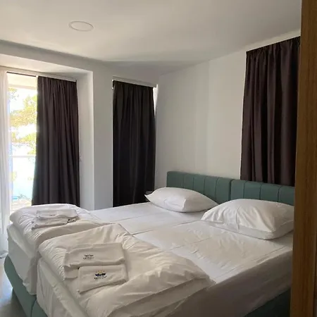 Sea House 4* Brela