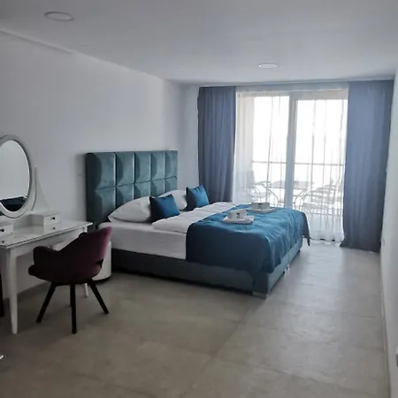 Sea House 4* Brela