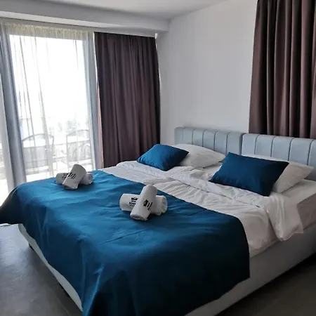 Nocleg ze śniadaniem Sea House 4*