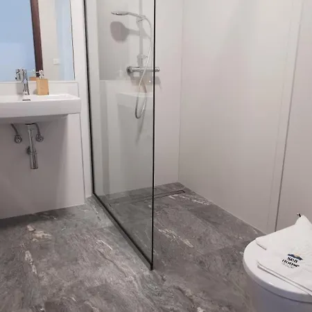 Sea House 4*