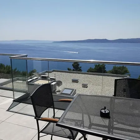 Sea House 4* Brela