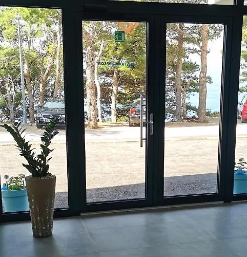 Sea House 4* Brela